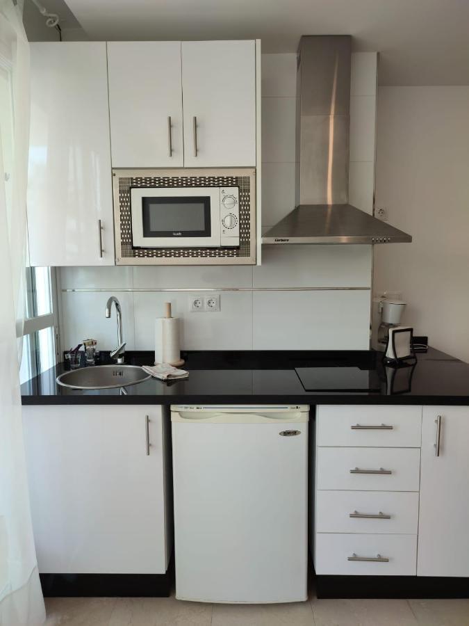 Turisstiko La Roca Chica 4 Apartment Torremolinos Exterior photo